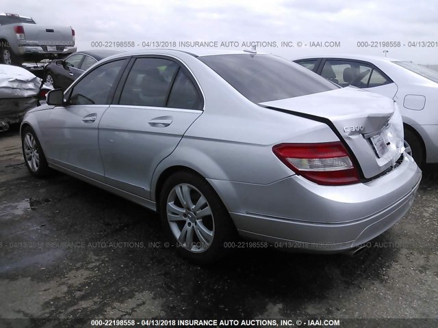 WDDGF54X09F206453 - 2009 MERCEDES-BENZ C 300 SILVER photo 3