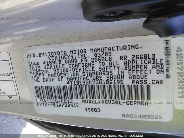 4T1BE32KX3U186195 - 2003 TOYOTA CAMRY LE/XLE/SE SILVER photo 9