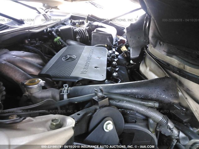 4T1BF30K83U041768 - 2003 TOYOTA CAMRY LE/XLE/SE შამპანური ფოტო 10