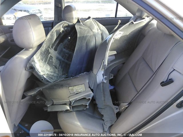 4T1BF30K83U041768 - 2003 TOYOTA CAMRY LE/XLE/SE შამპანური ფოტო 8