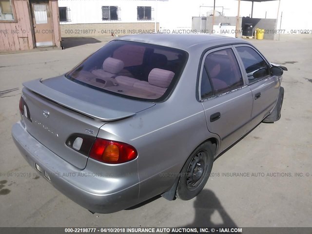 1NXBR12E8YZ358251 - 2000 TOYOTA COROLLA VE/CE/LE 银色 照片 4