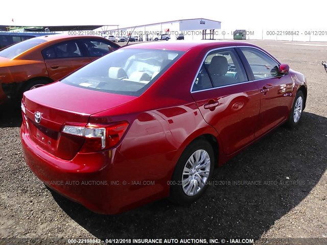 4T4BF1FK3ER370169 - 2014 TOYOTA CAMRY L/SE/LE/XLE RED photo 4
