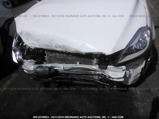 YV4940DL7D2416652 - 2013 VOLVO XC60 3.2 WHITE photo 6