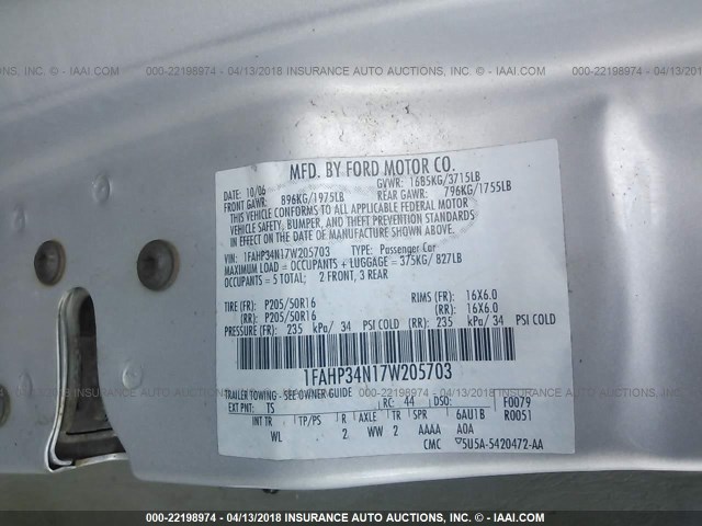 1FAHP34N17W205703 - 2007 FORD FOCUS ZX4/S/SE/SES SILVER photo 9