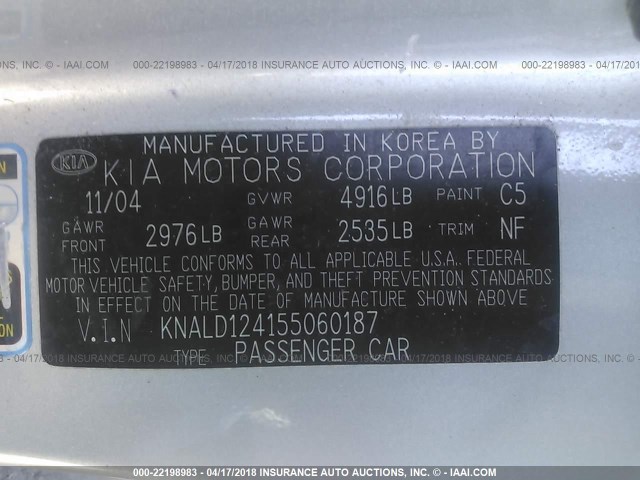 KNALD124155060187 - 2005 KIA AMANTI SILVER photo 9