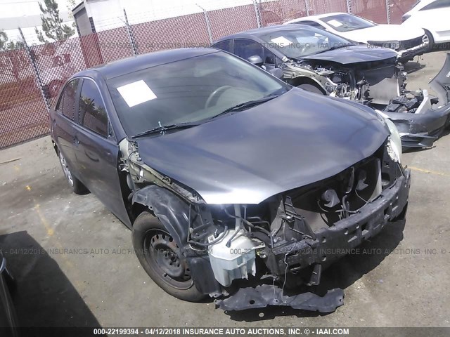 4T4BE46K58R033723 - 2008 TOYOTA CAMRY CE/LE/XLE/SE GRAY photo 1