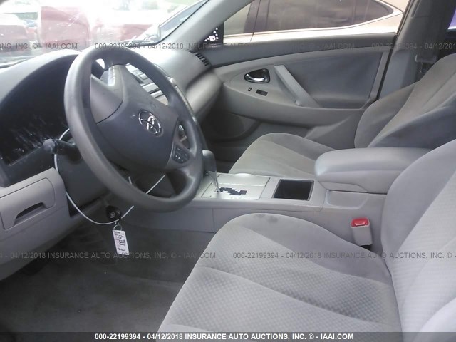 4T4BE46K58R033723 - 2008 TOYOTA CAMRY CE/LE/XLE/SE GRAY photo 5