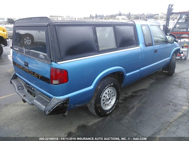 1GCDT19Z8S8129883 - 1995 CHEVROLET S TRUCK S10 BLUE photo 4