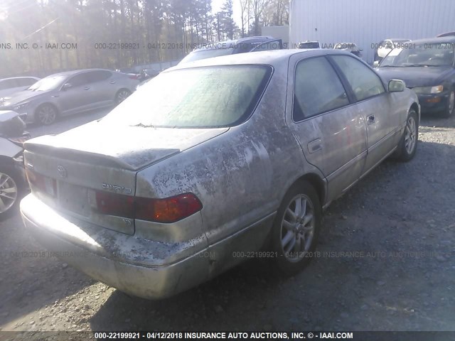 4T1BF28K8YU106186 - 2000 TOYOTA CAMRY LE/XLE SILVER photo 4