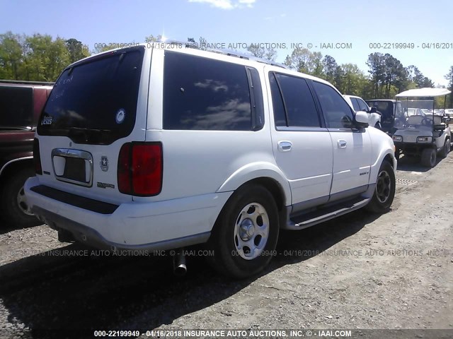 5LMEU27A2YLJ18610 - 2000 LINCOLN NAVIGATOR WHITE photo 4