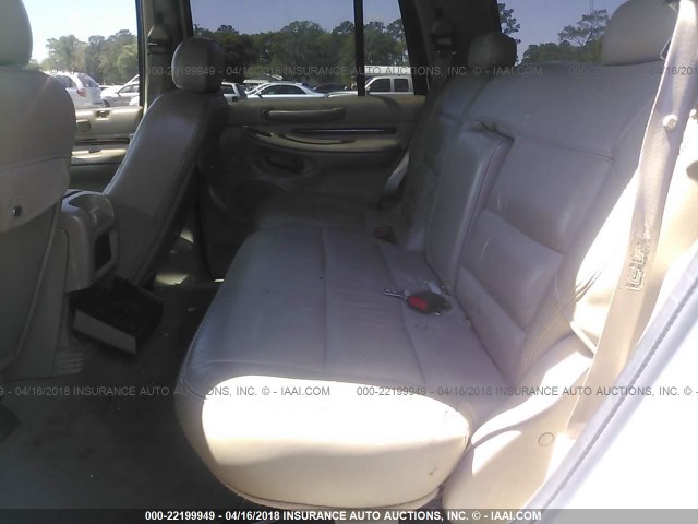 5LMEU27A2YLJ18610 - 2000 LINCOLN NAVIGATOR WHITE photo 8