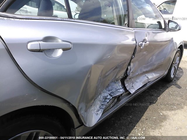 4T1BF1FK1FU029204 - 2015 TOYOTA CAMRY LE/XLE/SE/XSE 银色 照片 6