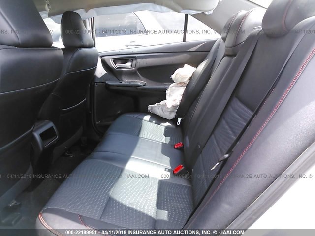 4T1BF1FK1FU029204 - 2015 TOYOTA CAMRY LE/XLE/SE/XSE 银色 照片 8