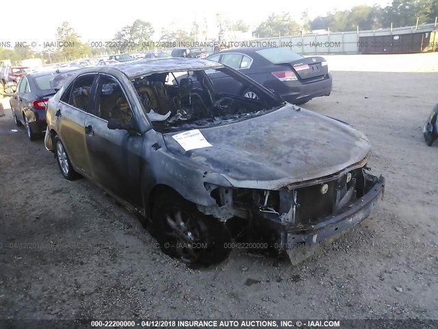 4T1BF3EK9BU690521 - 2011 TOYOTA CAMRY SE/LE/XLE ოქროსფერი ფოტო 1