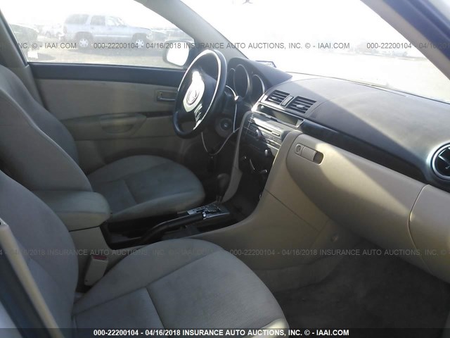 JM1BK32F871733875 - 2007 MAZDA 3 I WHITE photo 5