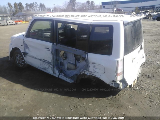 JTLKT324764086799 - 2006 TOYOTA SCION XB WHITE photo 3