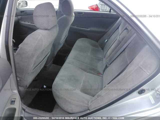 4T1BE32K73U686749 - 2003 TOYOTA CAMRY LE/XLE/SE SILVER photo 8