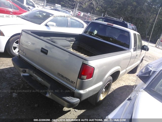 1GCCS195528174713 - 2002 CHEVROLET S TRUCK S10 GRAY photo 4