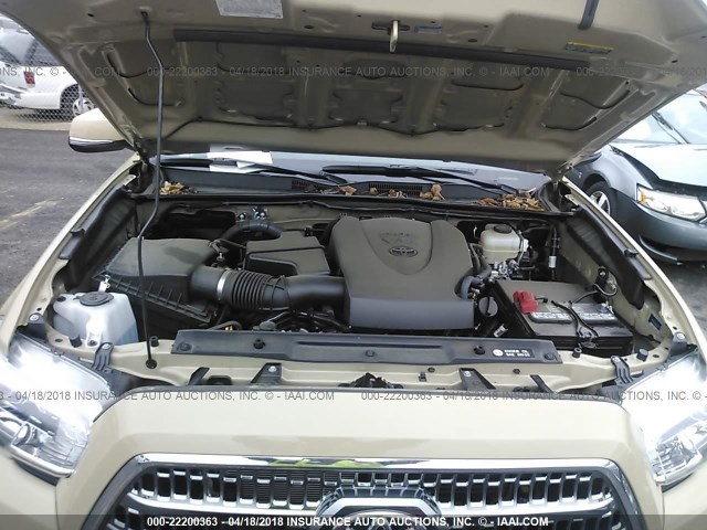5TFCZ5AN5HX087696 - 2017 TOYOTA TACOMA DBL CAB/SR/TRDSPT/OR/PRO ოქროსფერი ფოტო 10