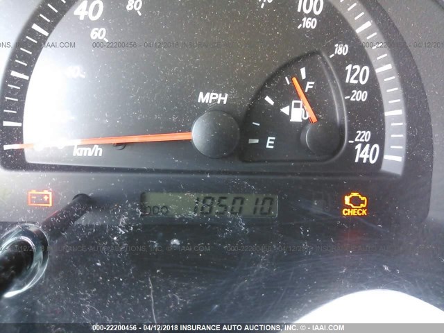 JTDBE32K420096468 - 2002 TOYOTA CAMRY LE/XLE/SE SILVER photo 7