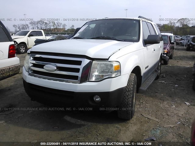 1FMFU16587LA16569 - 2007 FORD EXPEDITION XLT თეთრი ფოტო 2