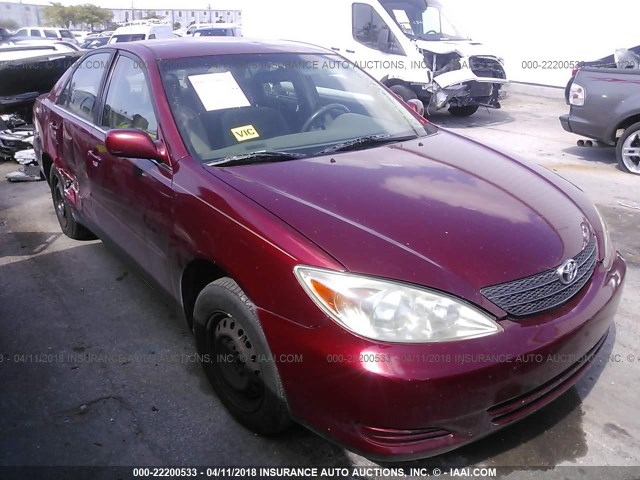 JTDBE32KX20092988 - 2002 TOYOTA CAMRY LE/XLE/SE RED photo 1
