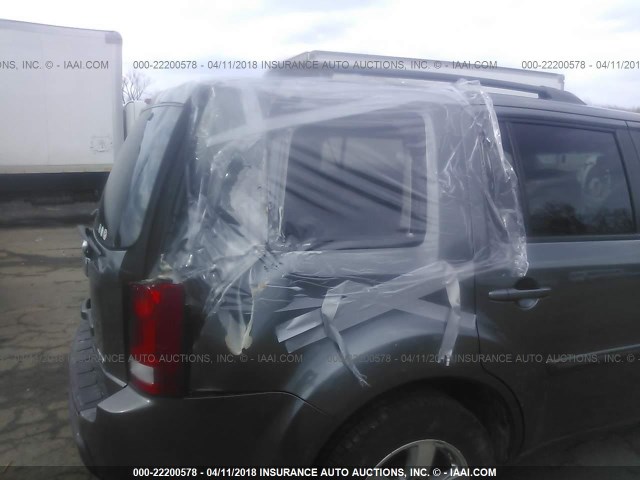 5FNYF4H74BB029144 - 2011 HONDA PILOT EXLN GRAY photo 6