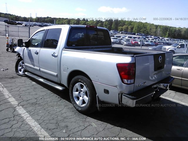 1N6AA07A14N542486 - 2004 NISSAN TITAN XE/SE/LE SILVER photo 3