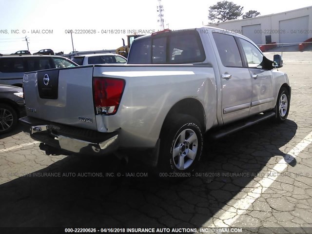 1N6AA07A14N542486 - 2004 NISSAN TITAN XE/SE/LE SILVER photo 4