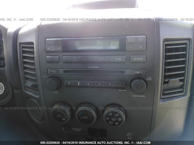 1N6AA07A14N542486 - 2004 NISSAN TITAN XE/SE/LE SILVER photo 6