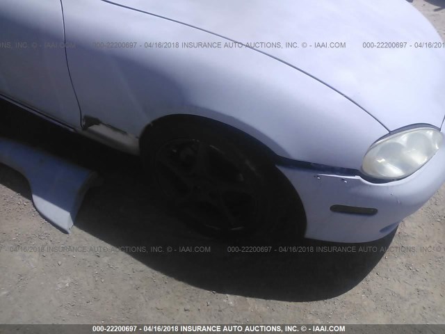 JM1NB353420220541 - 2002 MAZDA MX-5 MIATA LS GRAY photo 6