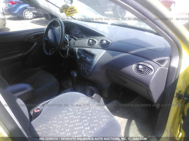 1FAFP34371W271380 - 2001 FORD FOCUS SE/SE SPORT YELLOW photo 5