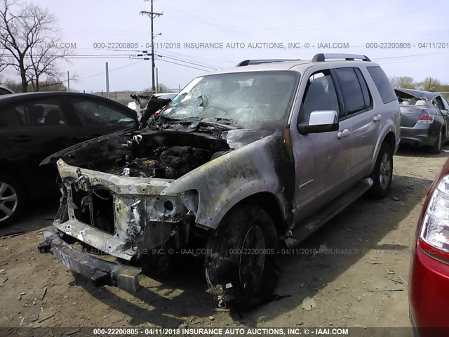 1FMEU75E16ZA28431 - 2006 FORD EXPLORER LIMITED SILVER photo 2