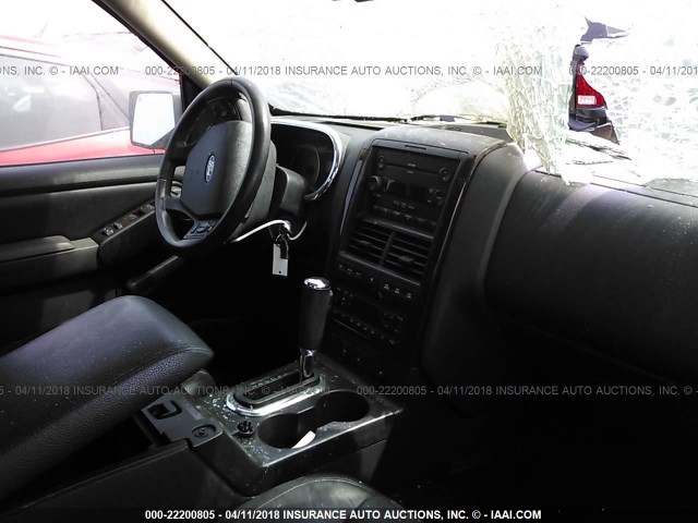 1FMEU75E16ZA28431 - 2006 FORD EXPLORER LIMITED Gümüş foto 5