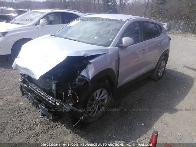 KM8J23A4XGU152156 - 2016 HYUNDAI TUCSON SE SILVER photo 2