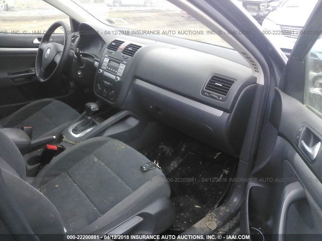 3VWJZ71K68M041211 - 2008 VOLKSWAGEN JETTA S 灰色 照片 5