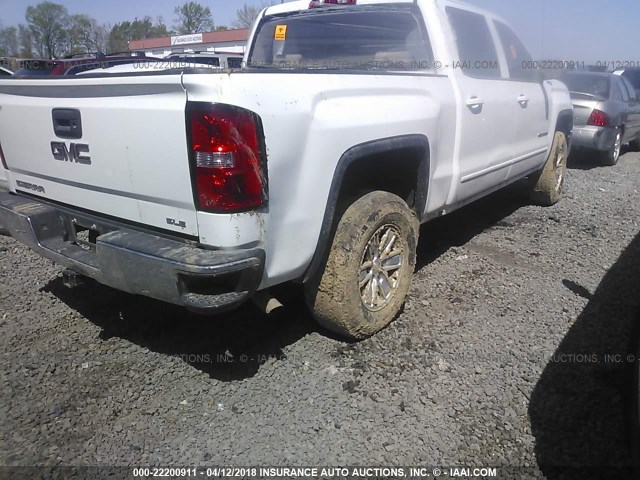 3GTU2UEC2FG231783 - 2015 GMC SIERRA K1500 SLE WHITE photo 4