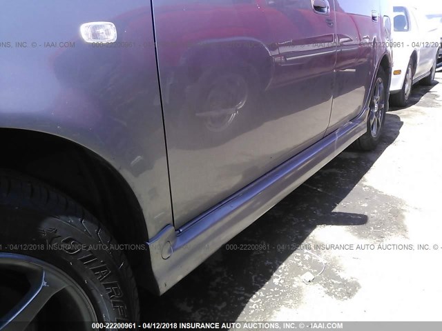 JTLKT334540152611 - 2004 TOYOTA SCION XB SILVER photo 6