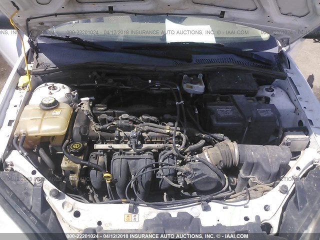 1FAFP34N67W315041 - 2007 FORD FOCUS ZX4/S/SE/SES WHITE photo 10