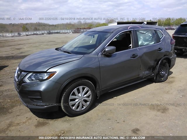 5N1AT2MT5JC700393 - 2018 NISSAN ROGUE S/SL GRAY photo 2