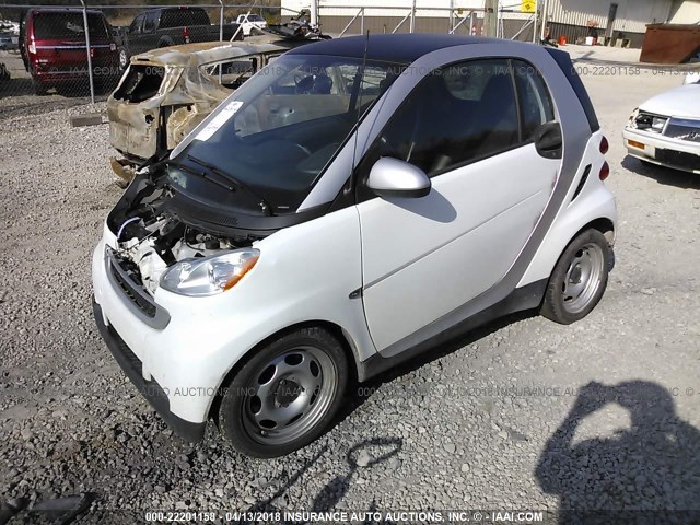 WMEEJ3BA2CK577374 - 2012 SMART FORTWO PURE/PASSION WHITE photo 2