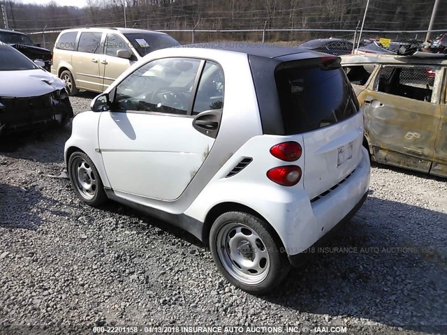 WMEEJ3BA2CK577374 - 2012 SMART FORTWO PURE/PASSION WHITE photo 3