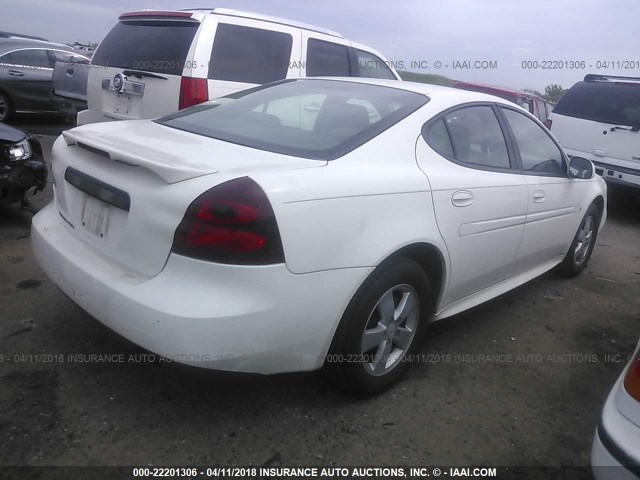 2G2WP552781104678 - 2008 PONTIAC GRAND PRIX WHITE photo 4