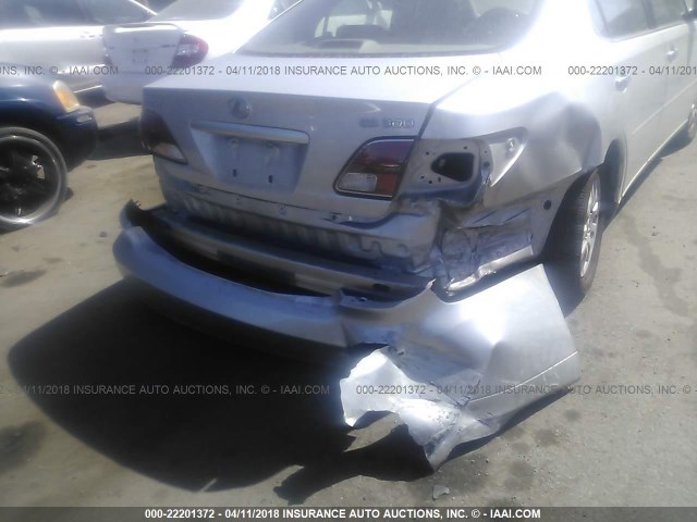 JTHBF30G420076862 - 2002 LEXUS ES 300 SILVER photo 6