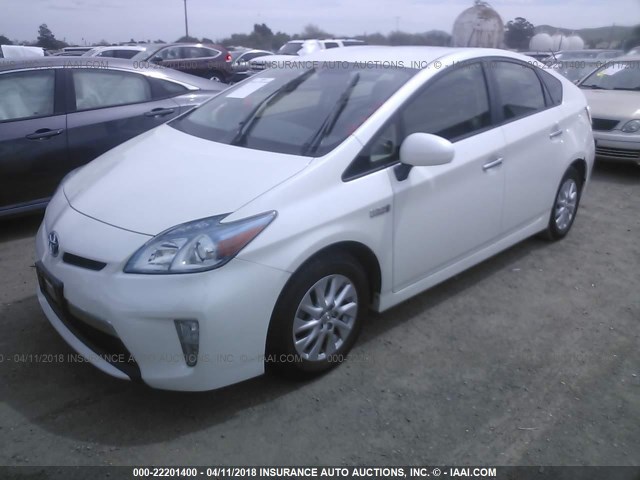 JTDKN3DP0E3059543 - 2014 TOYOTA PRIUS PLUG-IN  WHITE photo 2