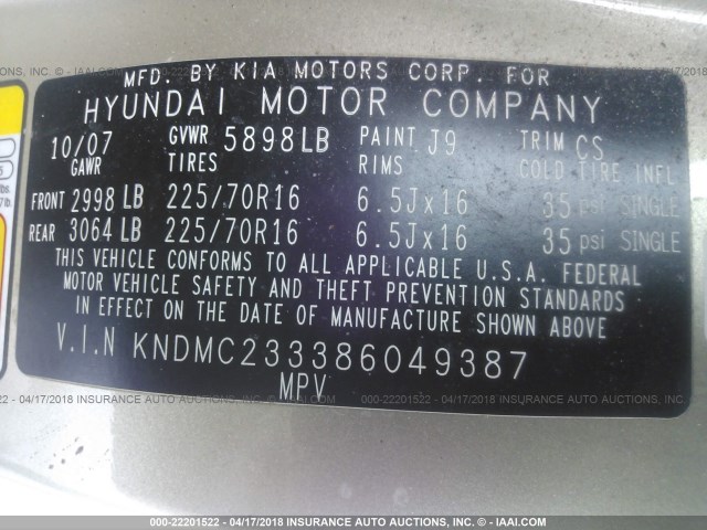 KNDMC233386049387 - 2008 HYUNDAI ENTOURAGE GLS/SE/LIMITED GOLD photo 9