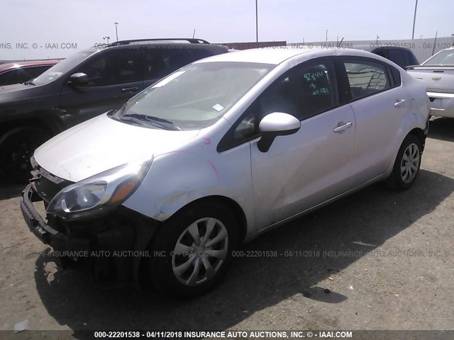 KNADM4A35E6327128 - 2014 KIA RIO LX SILVER photo 2