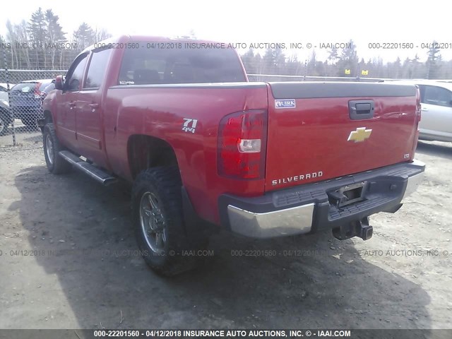 1GC1KYCG9DF191412 - 2013 CHEVROLET SILVERADO K2500 HEAVY DUTY LTZ RED photo 3