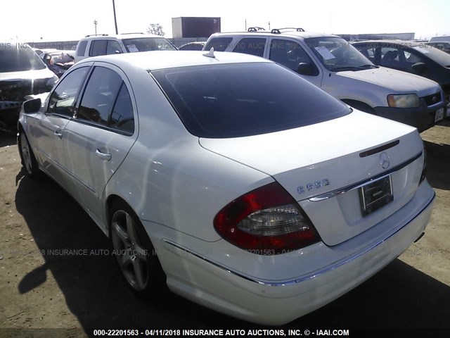 WDBUF72X39B380602 - 2009 MERCEDES-BENZ E 550 WHITE photo 3