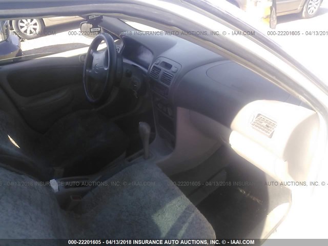 1NXBR12E3YZ356732 - 2000 TOYOTA COROLLA VE/CE/LE SILVER photo 5